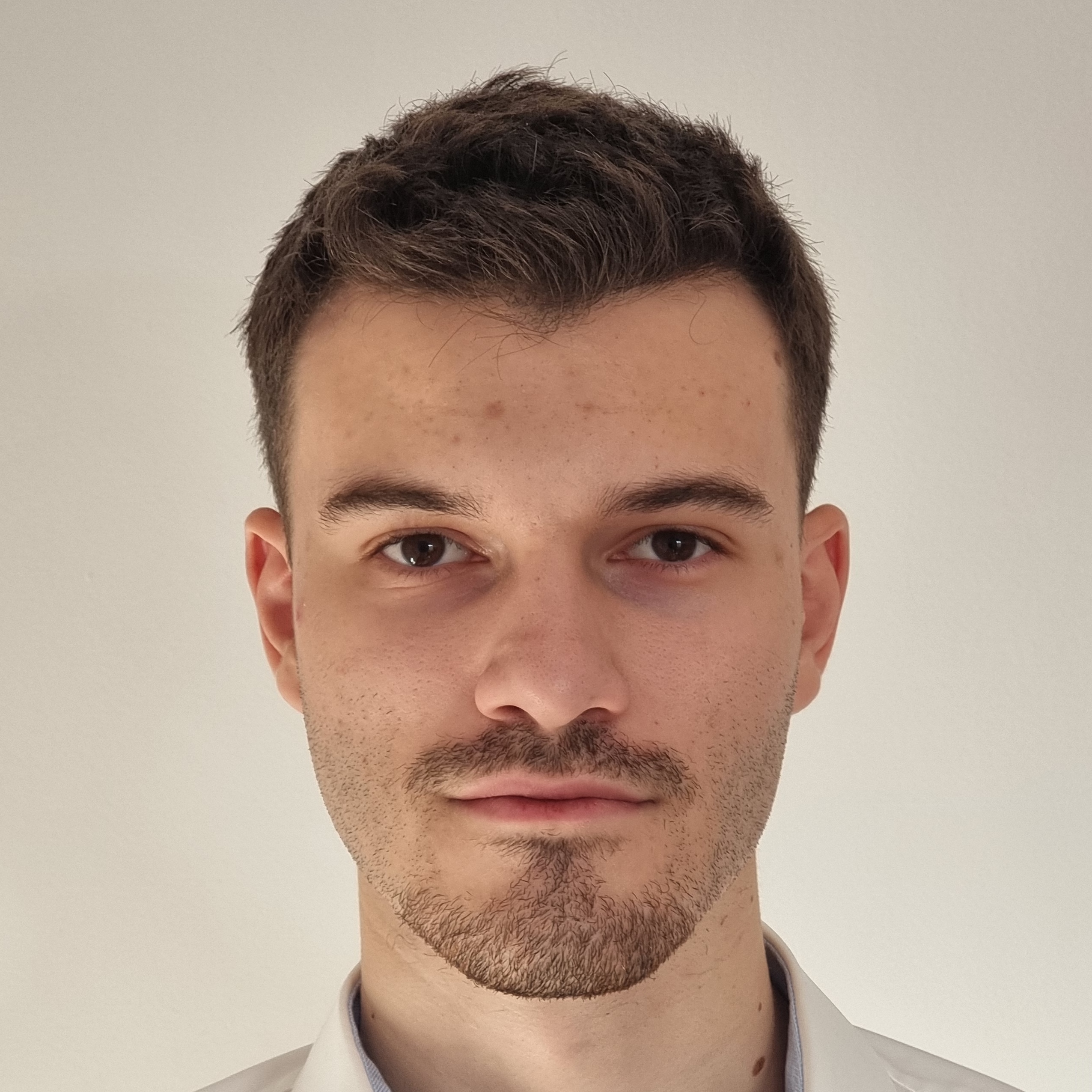 Member Image of Iulian Arsenoiu